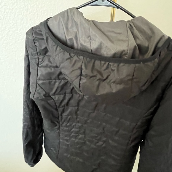 Icebreaker black puffer jacket merino wool jacket - Picture 3 of 5